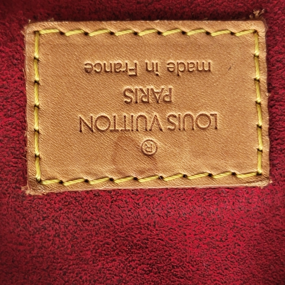 Louis Vuitton Excentri-Cite Handbag Monogram..Authentic.         w/COA - Picture 10 of 16